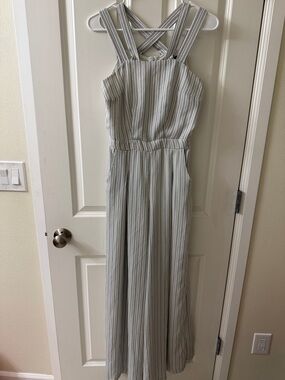 4SI3NNA Vertical Striped Crisscross Back Jumpsuit - Gray & White